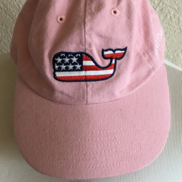 Vineyard Vines Accessories - Vineyard cans baseball cap 🧢